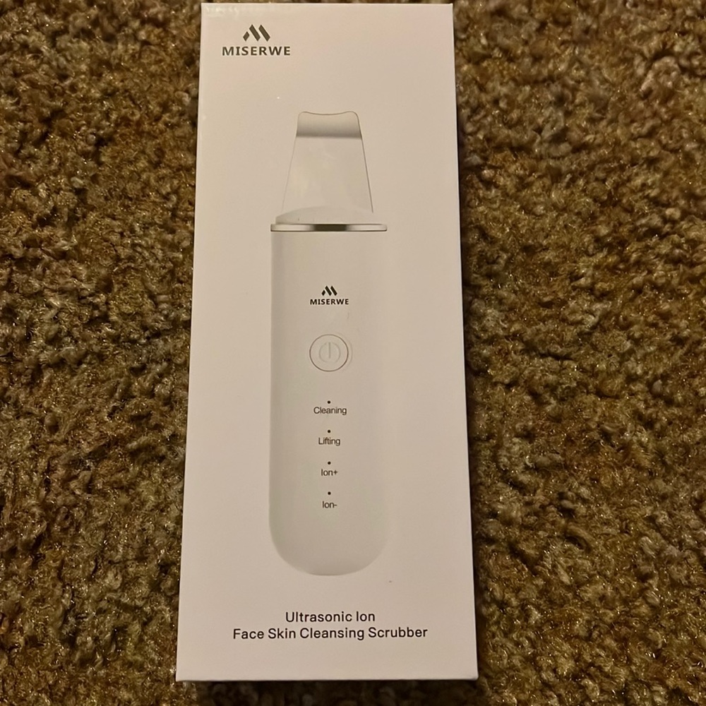 Ultrasonic Ion Face Skin Cleansing Scrubber